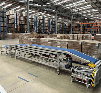 多层折叠伸缩式网带输送机